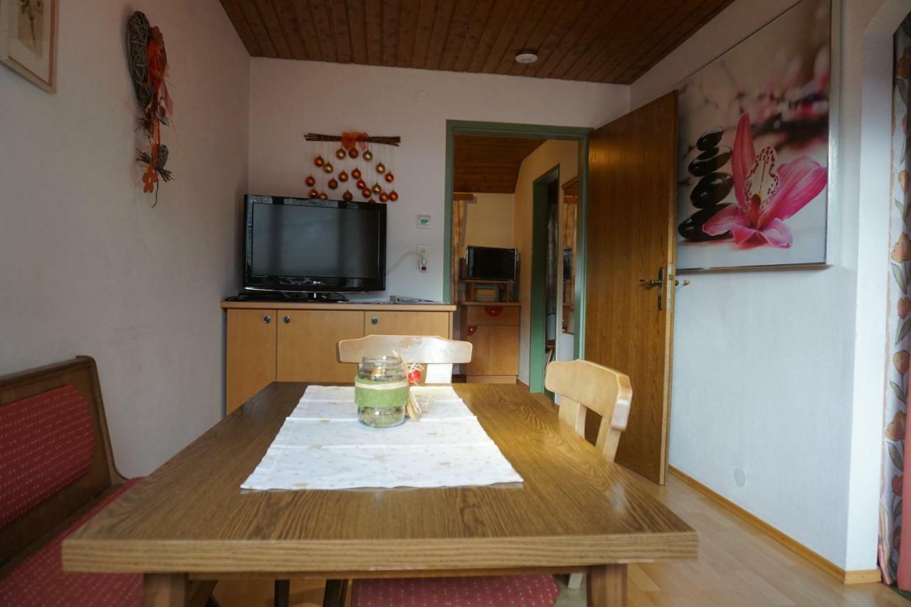 Haus Waldblick Apartment Weissensee Exterior photo