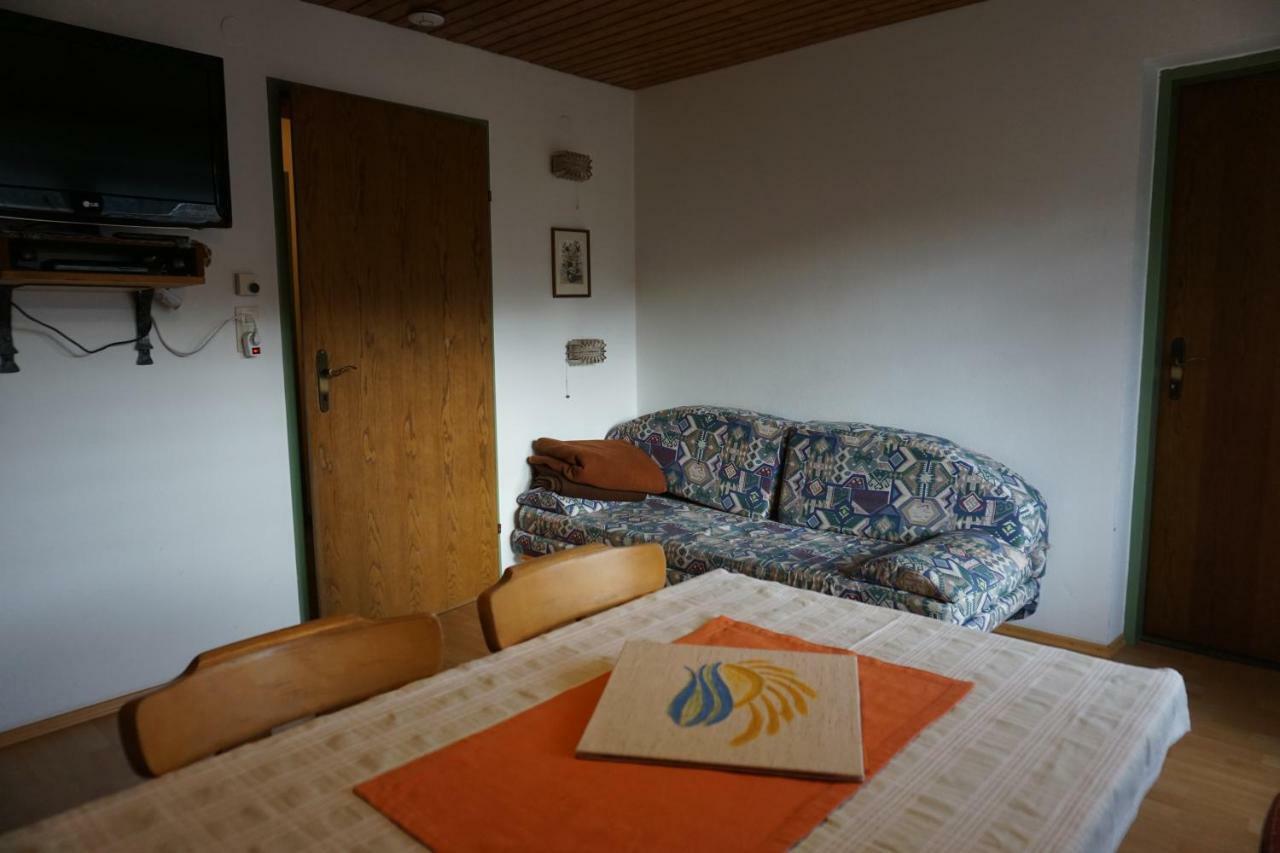 Haus Waldblick Apartment Weissensee Exterior photo