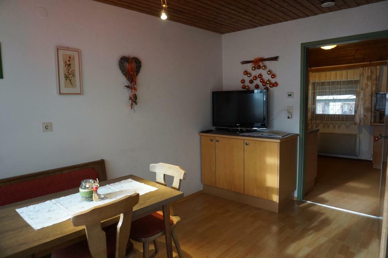 Haus Waldblick Apartment Weissensee Exterior photo